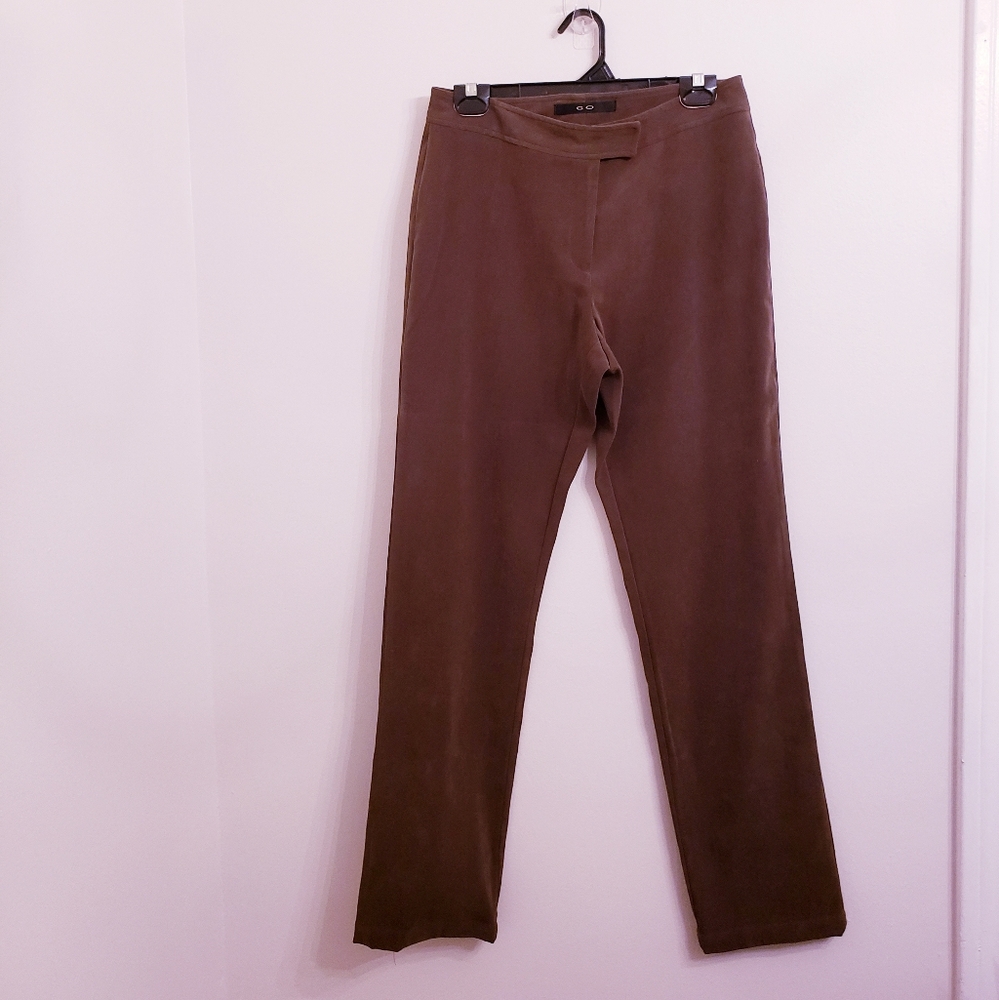 Bundle of 2 Go dress pants size 10